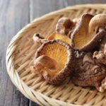 6_chaga-and-reishi_shutterstock_563953720.jpg